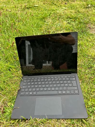 Surface Pro Touchscreen with Word Installed