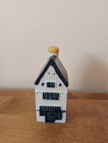 KLM house no.6
