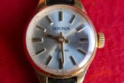 Vintage Sekonda 17 Jewels Gold Plated Ladies Watch Manual Wind (works well)