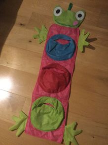Hanging toy storage