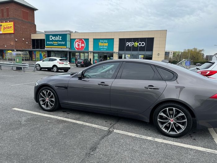 2016 Jaguar Xf