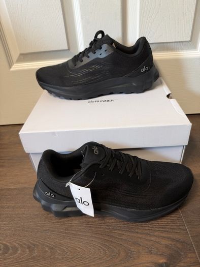 Alo runners size 11uk