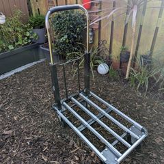 Folding platform trolley