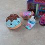 Squishmallows Ski Chalet and figures Image 2