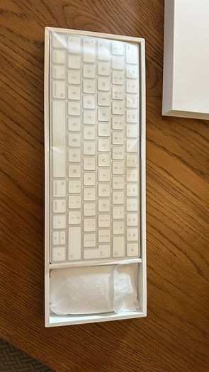 Apple iMac 27" 5K Retina (2017) - 16GB RAM, 1TB, Boxed