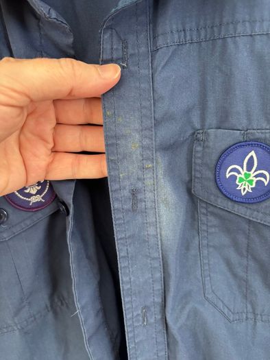Scout shirt medium