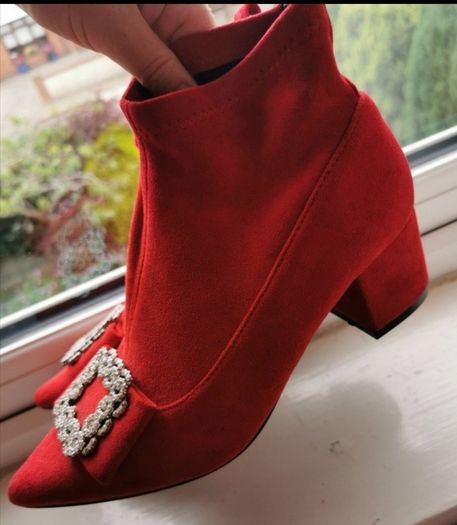 Brand new red boots size 37/4