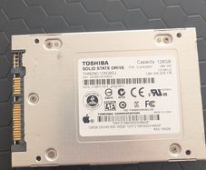 Toshiba 128gb 2.5" Sata Ssd (original Apple Oem - Model Thnsnc128gbsj)