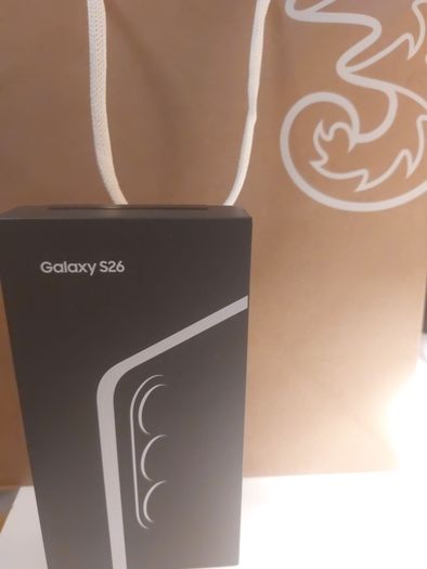 Samsung S26 256gb black (Brand New)