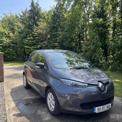 Grey Renault Zoe