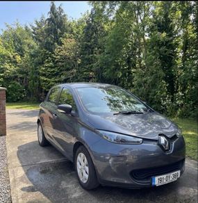 Grey Renault Zoe