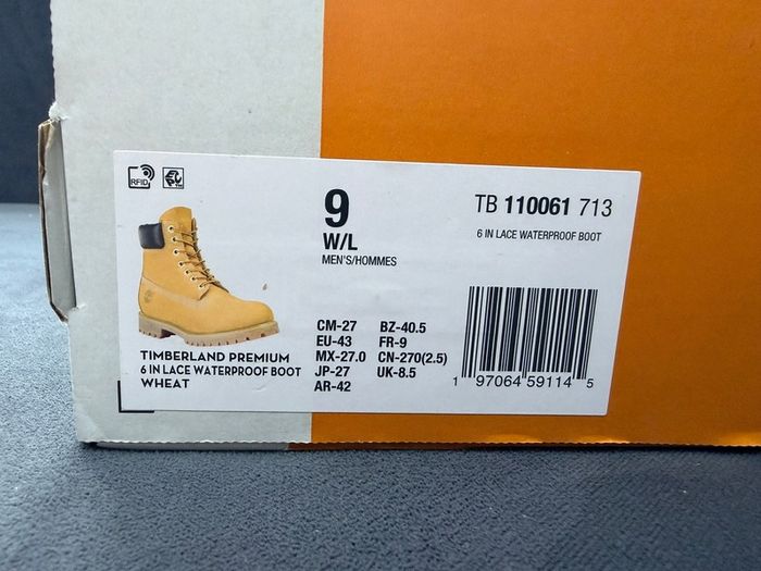 Timberland 6-Inch Boots Brand New