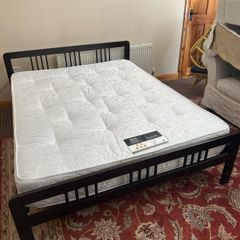 King size bed