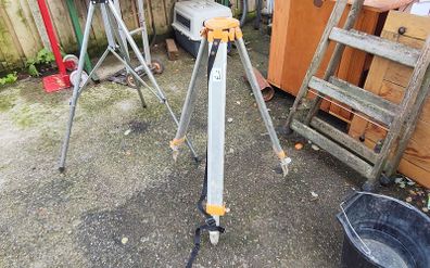 construction tripod