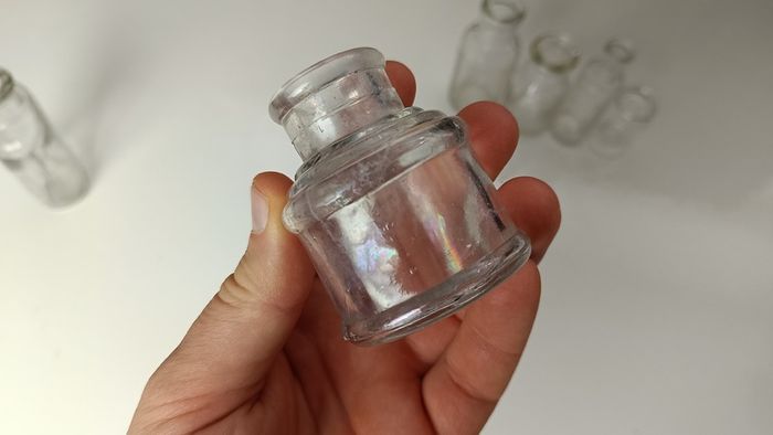 449 - Set of 5 Vintage Clear Glass Cork Top Collectible Decorative Bottles