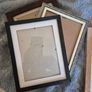 Lot of (14) picture frames. Image 7