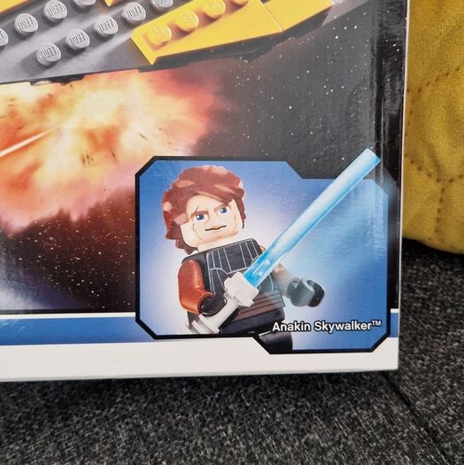 LEGO Star Wars Anakin's Jefi Starfighter (7669) free shipping