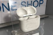 Airpods 4th Gen Original Apple Case