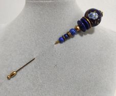 Hat pin