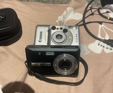 Job Lot Vintage Cameras : Canon IXUS L-1 and Nytech DS-7210 (Untested / For Parts) with camera bag