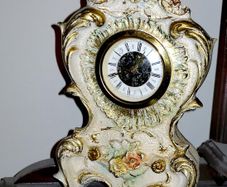 Manual winding ceramic clock