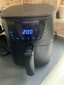 Digital Air Fryer in used condition works perfectly