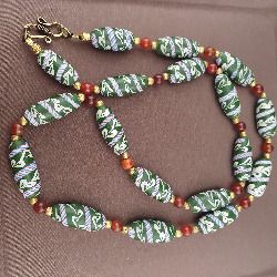 Vintage Venetian Style Feather Desgin Glass Beads Necklace