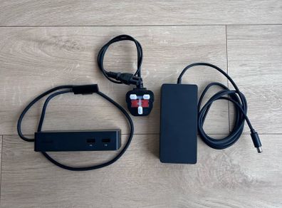 Microsoft Surface 1661 Docking Base + Microsoft 1749 Power Supply