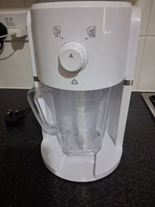 albino frozen drinks maker