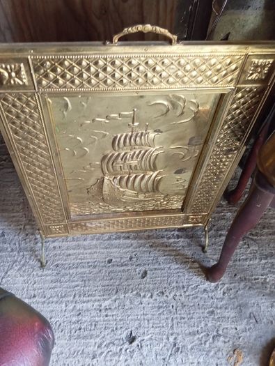 Vintage brass embossed fire screen