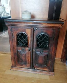 Indian Side Cabinet