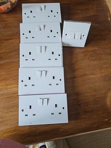 Plug sockets
