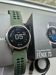 Garmin Fenix 7s with AMOLED Touchscreen and Warranty