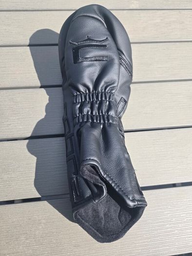 Brand New Cobra Dark Speed Driver Head Cover