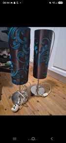 2 set of lamps