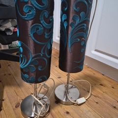 2 set of lamps