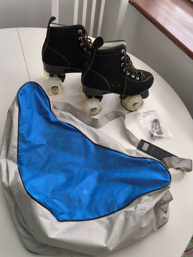 Retro Roller Skates & Bag