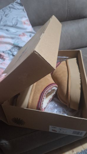 Ugg shoes  size 35 Eu
