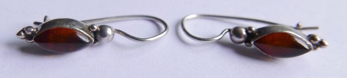 Vintage Baltic Amber Drop Earring, 925 Sterling Silver 2,1g