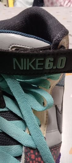 Nike Air Morgan  6.0   Trainers  (318886-302)