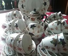 Vintage Twenty Two Piece Losol Ware China Tea Set with Teapot