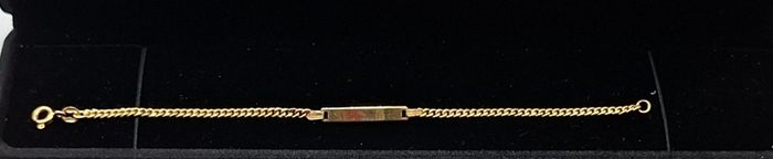 18 ct child bracelet