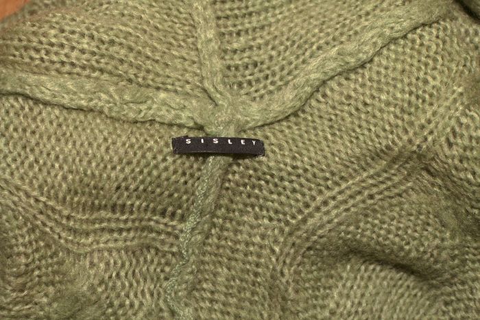 Green Sisley Poncho