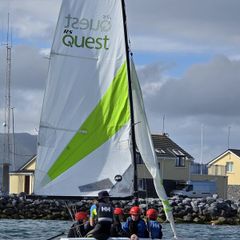 Dinghy 's