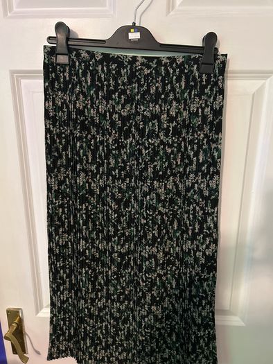 And other stories skirt