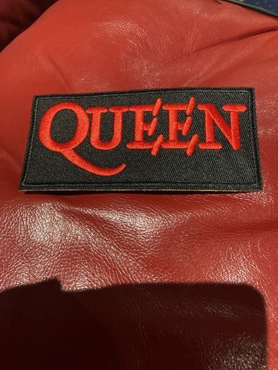 Queen Iron on/Sew on Patch