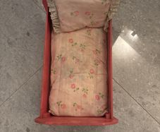 doll bed