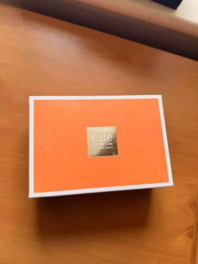 Kate Somerville exfoliate on the glow gift set