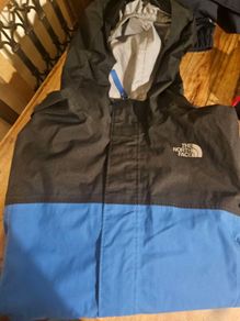 Northface wind breakers x2