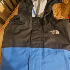 Northface wind breakers x2